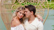 Karina Bacchi surge em momento romântico com o marido, Amaury Nunes - Reprodução/Instagram