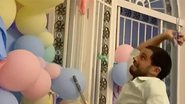 Duda Nagle destrói balões do aniversário de Zoe com tesoura - Redação Contigo!