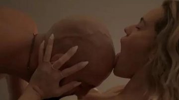 Cena de sexo selvagem em 'Amor de Mãe' impressiona telespectadores - Reprodução