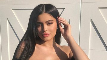 Kylie Jenner arranca suspiros dos fãs ao surgir só de calcinha e sutiã em ensaio sensual - Reprodução/Instagram