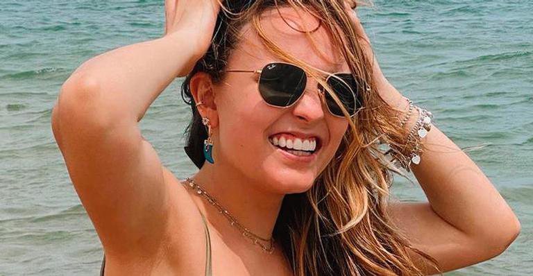 Larissa Manoela surge de biquíni em clique na praia - Instagram