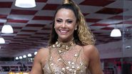 Viviane Araújo surge agarradinha com novo namorado em clique romântico - Reprodução/Instagram
