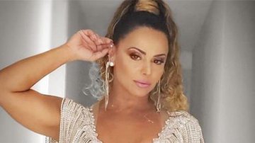 Viviane Araújo troca beijos com o namorado e se declara - Instagram