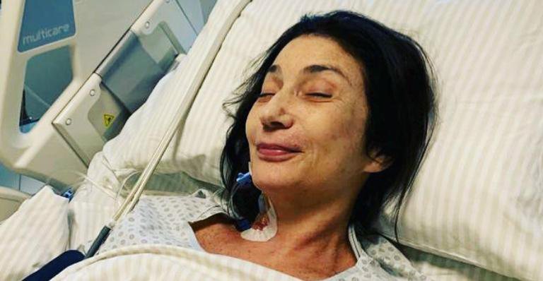 Zizi Possi aparece na UTI após cirurgia delicada - Reprodução/Instagram