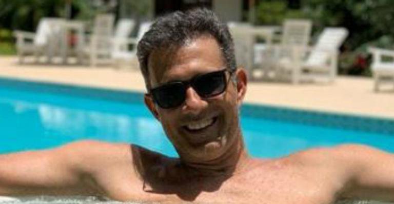 Aos 50 anos, Marcos Pasquim curte dia de piscina e boa forma impressiona - Arquivo Pessoal