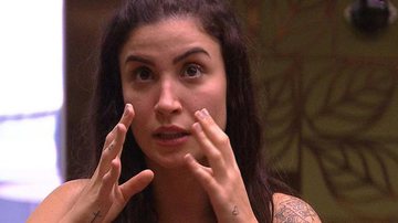 Bianca Andrade exibe cicatrizes de plástica no rosto: ''Nariz reconstruído'' - Reprodução