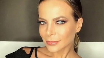 Jackeline Petkovic sensualiza ao exibir o corpão em fotos de roupa íntima - Instagram