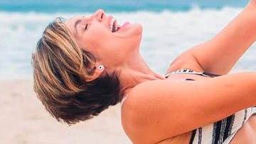 Flávia Alessandra mostra barriga chapada na praia - Reprodução/Instagram