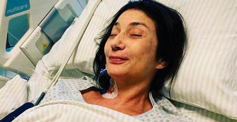 Zizi Possi posa com filha e neto após cirurgia delicada - Reprodução/Instagram