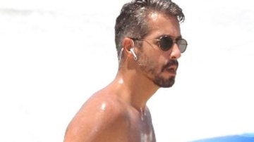 Danilo Vieira corre na praia e exibe corpo musculoso - AgNews