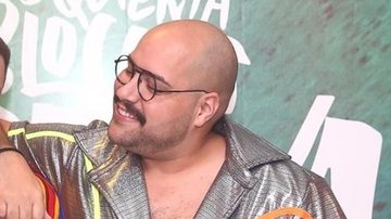 Tiago Abravanel dá beijão no marido em cima do palco de show - Manuela Scarpa/Brazil News