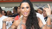 Gracyanne Barbosa rouba as atenções com maiô nude e corpão musculoso - Mauricio Pingo / AgNews