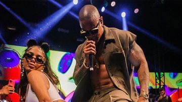 Anitta e Leo Santana protagonizam momento ousado em show na Bahia - Reprodução/Instagram