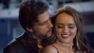 BBB 20: Após rumores, Léo Chaves lança clipe beijando muito Rafa Kalimann - Reprodução