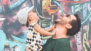 Junior Lima encanta a web ao surgir em momento único entre pai e filho - Reprodução/Instagram