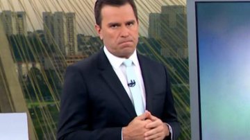 Homem interrompe reportagem do 'Bom Dia São Paulo' - Reprodução/TV Globo