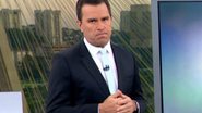 Homem interrompe reportagem do 'Bom Dia São Paulo' - Reprodução/TV Globo