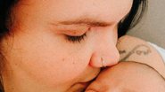 Thais Carla posa com a filha recém-nascida em clique fofíssimo - Reprodução/Instagram