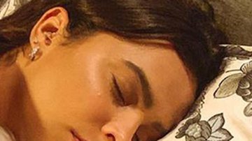 Ex-BBB Emilly Araújo expõe intimidade e aparece dormindo acompanhada - Reprodução
