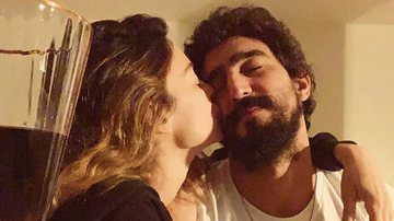 Thaila Ayala é surpreendida com ato romântica de Renato Góes - Instagram