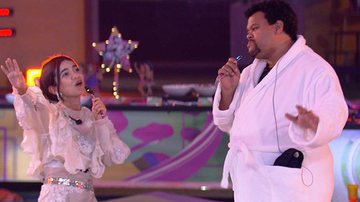 BBB20: Manu e Babu formam dupla e cantam Sandy e Junior na festa - Reprodução/TV Globo