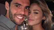 Esposa de Kaká exibe barriguinha de grávida na web - Instagram