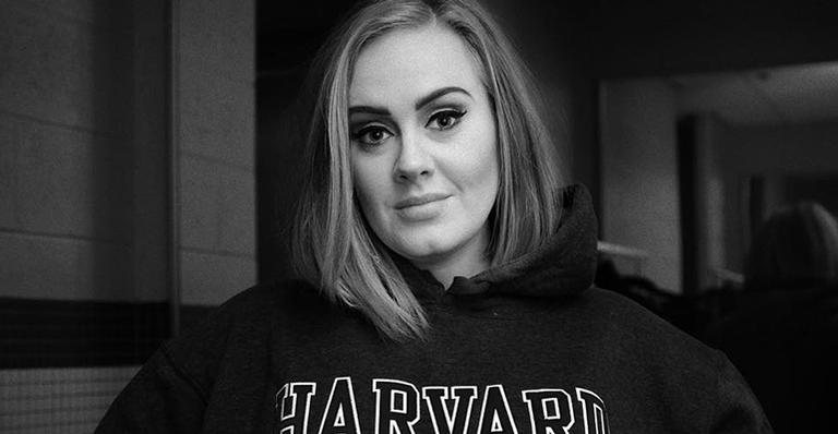 Adele surge magérrima ao retornar às redes sociais e choca fãs: ''Não reconheci'' - Reprodução/Instagram