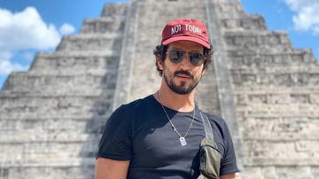 Renato Góes comemora estreia de novela no México - Instagram