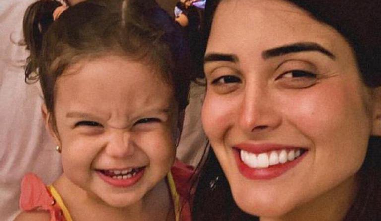 Maria Madalena encantou os internautas ao contar como está se sentindo com o nascimento da irmã caçula - Reprodução/Instagram