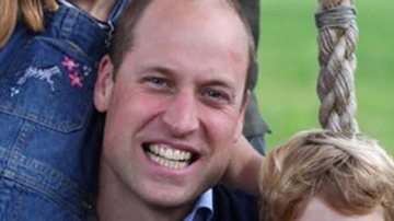 Príncipe William reúne os três filhos em foto raríssima - Reprodução