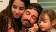 Fernando Zor recebe abraço especial das filhas e encanta - Reprodução/Instagram