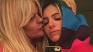 Monique Evans comemora o Dia do Orgulho com beijão em Cacá Werneck: "Viva o amor" - Reprodução/Instagram