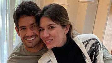 Apaixonados, Rebeca Abravanel e Alexandre Pato comemoram Bodas de Papel - Reprodução/ Instagram