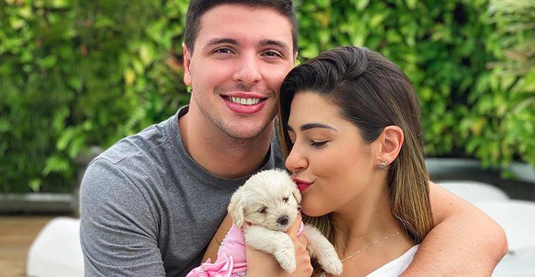 Aos três meses de namoro, ex-BBB Vivian Amorim revela vontade de se casar: "Profetizando" - Reprodução/Instagram