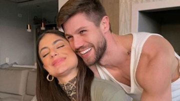 Ex-BBB Mari Gonzalez surge em clique romântico com Jonas Sulzbach e se declara - Reprodução/Instagram