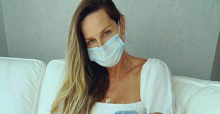 Após positivo para COVID-19, Mariana Weickert usa máscara ao segurar filho - Instagram