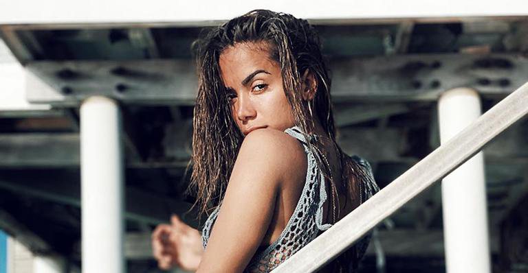Iguais! Sobrinha de Anitta posa para clique e semelhança com a cantora choca web - Instagram
