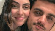 Felipe Simas e Mariana Uhlmann relevam curiosidades sobre o casal em live - Reprodução/Instagram