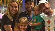 Maturidade! Neymar Jr. convida mãe de Davi Lucca e faz festão: ''Família'' - Arquivo Pessoal