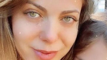 Sheila Mello derrete web ao posar com rosto coladinho na herdeira e semelhança impressiona - Reprodução/Instagram