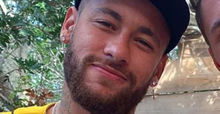 Neymar Jr. posa com ator de 'Elite' e causa comoção nas redes - Instagram