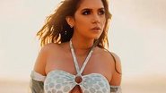 Ex-BBB Gizelly Bicalho puxa maiô na praia e revela dobrinha da virilha - Reprodução/Instagram/Brenda e Cristiano