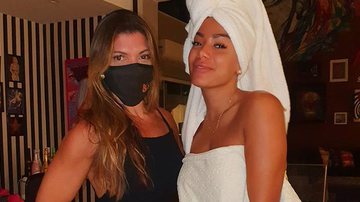 Anitta faz massagem modeladora e resultado perceptível surpreende: "Então esse é o segredo" - Reprodução/Instagram