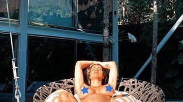 Bruno Gagliasso mostra Giovanna Ewbank de topless no quintal de casal - Reprodução/Instagram