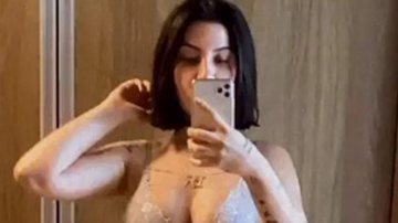 Ex-BBB Bianca Andrade causa ao surgir de lingerie nude na frente do espelho - Reprodução/ Instagram