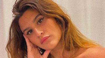 Gatíssima, filha de Flávia Alessandra deixa alça da blusa cair e faz carão - Reprodução/Instagram