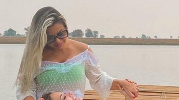 Mãe de Zé Felipe surge fazendo carinho na nova nora: "A vida nos surpreende" - Reprodução/Instagram