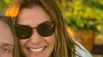 Monica Martelli emociona fãs ao se declarar à filha de seu namorado - Reprodução/Instagram