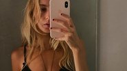 Isabella Scherer posa com biquíni mínimo e deixa fãs sem fôlego - Reprodução/Instagram
