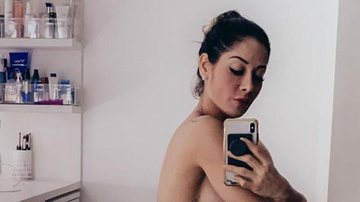 Mayra Cardi posa com os seios à mostra em seu camarim e tamanho impressiona - Reprodução/Instagram